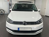 Gebraucht VW Touran 150 PS (110 kW) 2021 Weiß Van / Kleinbus
