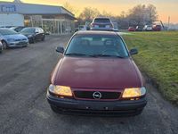 Gebraucht Opel Astra 71 PS (52 kW) 1994 Rot Limousine