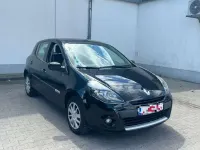 Gebraucht Renault Clio 75 PS (55 kW) 2012 Sternenschwarz Kleinwagen