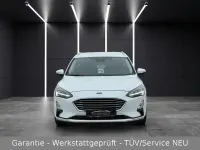 Gebraucht Ford Focus Titanium 135 PS (99 kW) 2018 Blau Limousine