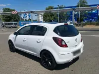 Gebraucht Opel Corsa Color Edition 101 PS (74 kW) 2014 Weiß Kleinwagen