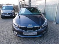 Gebraucht Kia Ceed Spirit 135 PS (99 kW) 2013 Grau Kleinwagen
