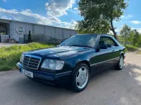 Gebraucht Mercedes E220 150 PS (110 kW) 1996 Blau Coupé