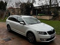 Gebraucht Skoda Octavia 150 PS (110 kW) 2016 Weiß Kleinwagen