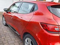 Gebraucht Renault Clio IV Luxe 90 PS (66 kW) 2013 Rot Limousine