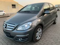 Gebraucht Mercedes B200 136 PS (100 kW) 2010 Andere farben Van / Kleinbus