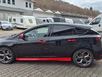 Gebraucht Ford Focus ST 250 PS (183 kW) 2015 Schwarz Limousine