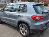 Gebraucht VW Tiguan 170 PS (125 kW) 2009 Grau SUV