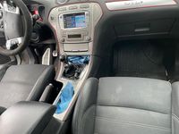 Gebraucht Ford Mondeo 140 PS (102 kW) 2010 Silber Kombi