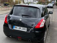 Second-hand Suzuki Swift 94 CP (69 kW) 2012 Negru Hatchback
