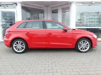 Używany Audi A3 Ambiente 180 KM (132 kW) 2013 Czerwony Sedan/Limuzyna
