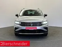 Gebraucht VW Tiguan Sport 150 PS (110 kW) 2021 Silber SUV