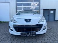 Gebraucht Peugeot 207 Active 120 PS (88 kW) 2015 Weiß Cabrio