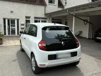 Gebraucht Renault Twingo Life 69 PS (50 kW) 2017 Weiß Kleinwagen