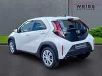 Gebraucht Toyota Aygo X Business Edition 72 PS (52 kW) 2025 Schneeweiss SUV