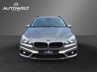Gebraucht BMW 218 Active Tourer Basis 150 PS (110 kW) 2015 Silber Van / Kleinbus