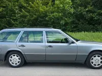 Gebraucht Mercedes 300 220 PS (161 kW) 1991 Grau Kombi