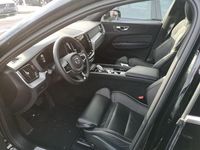 Gebraucht Volvo XC60 Plus 197 PS (144 kW) 2023 Schwarz SUV