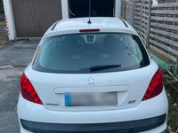Gebraucht Peugeot 207 95 PS (69 kW) 2009 Weiß Kleinwagen