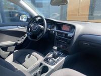 Gebraucht Audi A4 Business 170 PS (125 kW) 2013 Blau Limousine