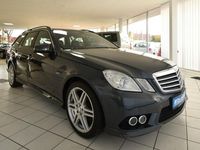 Gebraucht Mercedes E200 184 PS (135 kW) 2010 Grau Kombi