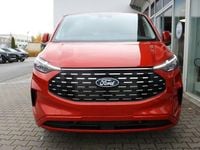 Neu Ford Tourneo Titanium 170 PS (125 kW) 2026 Rot Van / Kleinbus