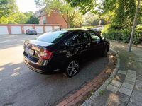 Gebraucht Skoda Rapid Ambition 105 PS (77 kW) 2015 Schwarz Kleinwagen