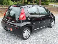 Gebraucht Peugeot 107 68 PS (50 kW) 2008 Schwarz Kleinwagen
