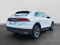 Gebraucht Audi Q8 Performance 340 PS (250 kW) 2023 Weiß SUV