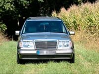 Second-hand Mercedes E320 220 CP (161 kW) 1994 Andere farben Break
