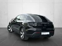 Używany Porsche Macan 264 kW (360 KM) 2025 Czarny SUV