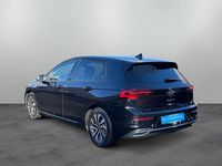 Gebraucht VW Golf VIII Active 150 PS (110 kW) 2022 Deep black perleffekt Limousine