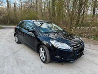 Gebraucht Ford Focus 105 PS (77 kW) 2011 Schwarz Limousine