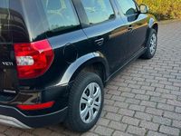 Gebraucht Skoda Yeti 105 PS (77 kW) 2015 Schwarz SUV