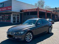 Gebraucht BMW 330 258 PS (189 kW) 2012 Braun Limousine