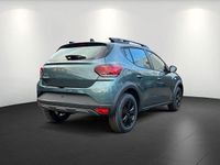 Gebraucht Dacia Sandero Extreme 91 PS (66 kW) 2025 Grün (zedergrün (grün)) Kleinwagen