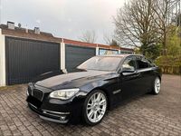 Gebraucht BMW 750L 381 PS (280 kW) 2015 Schwarz Limousine