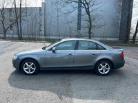 Gebraucht Audi A4 143 PS (105 kW) 2013 Grau Limousine
