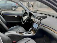 Gebraucht Mercedes E240 236 PS (173 kW) 2003 Schwarz Limousine