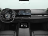 Neu BMW 540 286 PS (210 kW) 2026 Schwarz Kombi