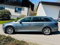Gebraucht Skoda Superb Style 150 PS (110 kW) 2017 Grau Kombi