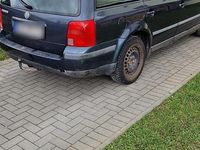 Gebraucht VW Passat 101 PS (74 kW) 1999 Grau Kombi