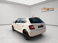 Gebraucht Skoda Fabia Ambition 90 PS (66 kW) 2015 Weiß Limousine