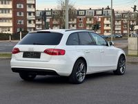 Gebraucht Audi A4 Sport 143 PS (105 kW) 2012 Weiß Limousine
