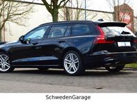 Gebraucht Volvo V60 Plus 349 PS (256 kW) 2023 Schwarz Kombi