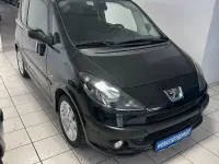 Gebraucht Peugeot 1007 109 PS (80 kW) 2006 Schwarz Van / Kleinbus