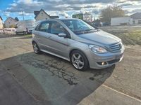 Gebraucht Mercedes E200 193 PS (141 kW) 2005 Silber Limousine