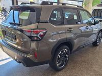 Nuevo Subaru Forester Active 136 CV (100 kW) 2026 Verde SUV