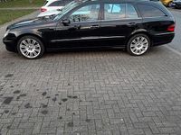 Gebraucht Mercedes E280 231 PS (169 kW) 2007 Schwarz Kombi