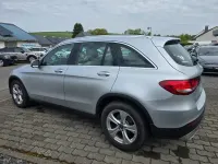 Gebraucht Mercedes GLC250 Exclusive 204 PS (150 kW) 2018 Iridiumsilber (metallic) SUV